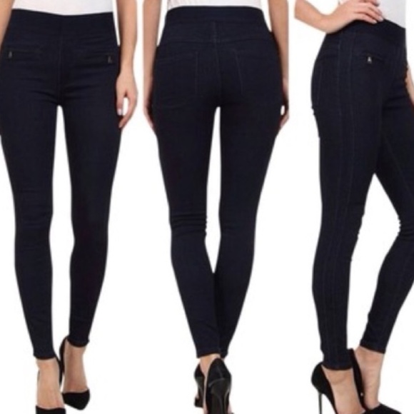 black skinny jegging